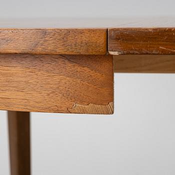 Carl-Evert Ekström, dining table with four chairs, AB Johansson & söner, Hyssna. Mid-20th century.