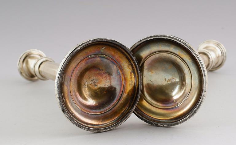 LJUSSTAKAR, 1 par, argent haché, 1800-talets första hälft.