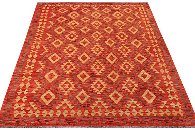 A Kilim carpet, c. 303 x 198 cm.