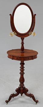 RAKSPEGEL, nyrokoko, 1800-talets andra hälft.