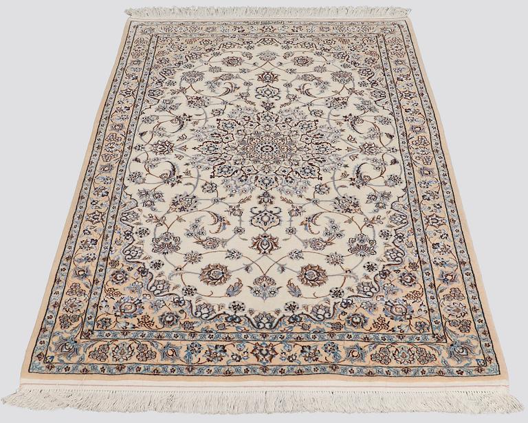 A rug, Nain Part Silk, sk 6 LAA, 154 x 102 cm.