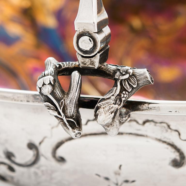 Carl Johan Tegelsten, Leipäkori, hopeaa ja kullattua hopeaa, Pietari, Venäjä 1845.