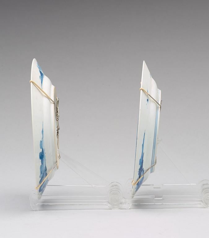 Two blue and white dishes, Qing dynasty, Kangxi (1662-1722).