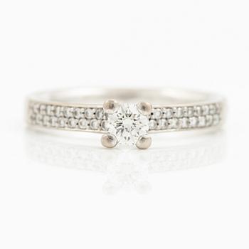 Georg jensen, ring, "Magic", 18K vitguld med briljantslipade diamanter.