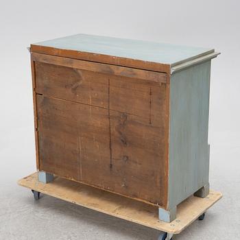 A chest of drawers, late 19th century.