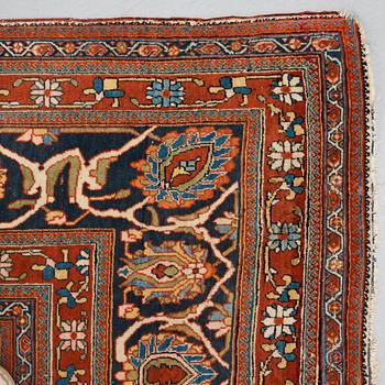 Matta, semiantik Keshan Motachem, ca 292-297 x 220-236 cm (samt en kortsida med 0,5-1 cm slätväv).