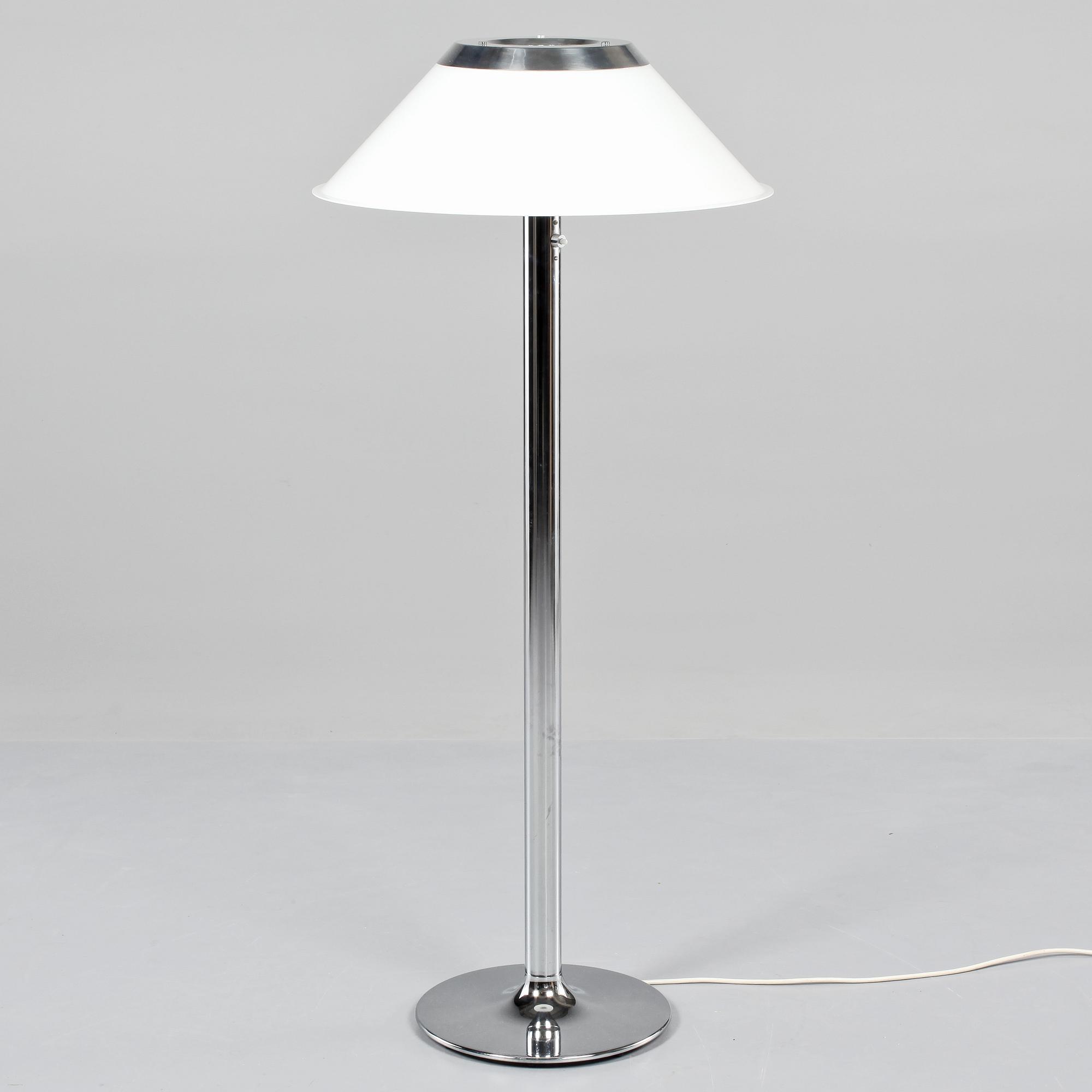 GOLVLAMPA, Ateljé Lyktan, 1900-talets andra hälft.