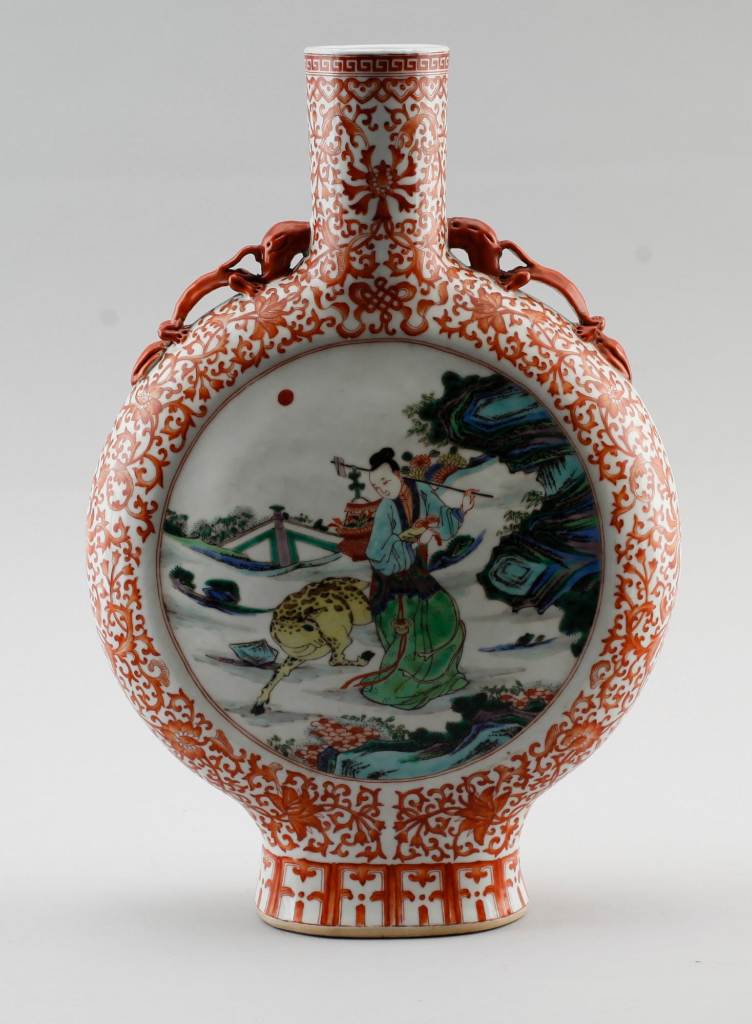PILGRIMSKRUS, porslin, Kina, 1900-tal.