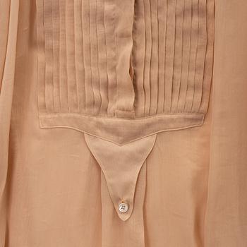Chloé, a cotton/silk blouse, size 36.