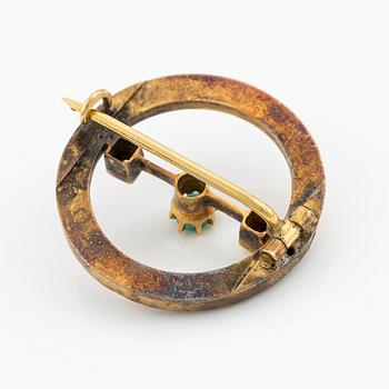 Brooch 14K gold with emerald and rose-cut diamonds.