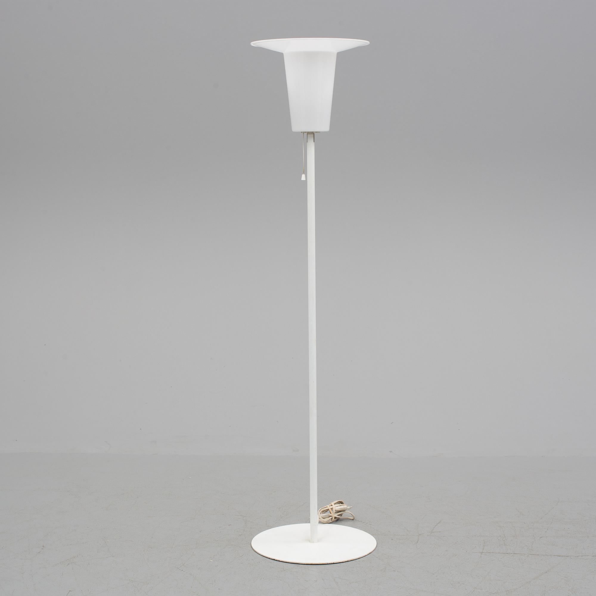 GOLVLAMPA, Luxus, Vittsjö, 1900-talets andra hälft.