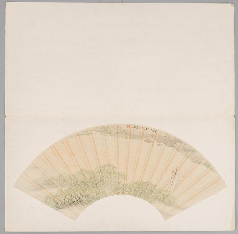 Oidentifierad konstnär, s.k. "Solfjädersmålning", Segel i flodlandskap, Kina, 1900-tal.