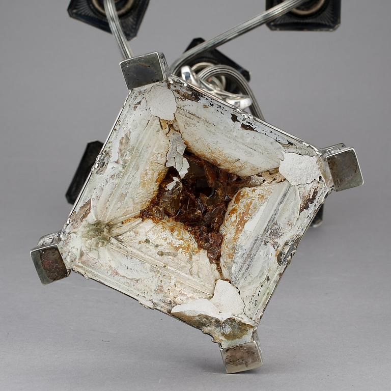 KANDELABER, nysilver, 1900-talets första hälft.