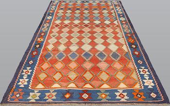 Matta, persisk nomad Kelim, ca 305 x 155 cm.