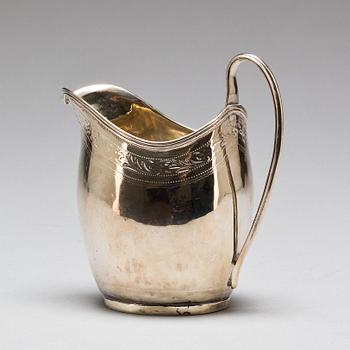 GRÄDDKANNA, silver. England, London, empire 1800-tal. 76g.
