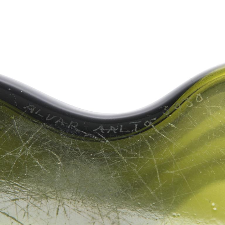 ALVAR AALTO, VAS, glas, "Savoy", signerad Alvar Aalto 3030.