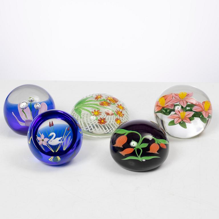Baccarat, Caithness of Scotland, Murano, Lundberg Studios, five glass paper weights, signed.