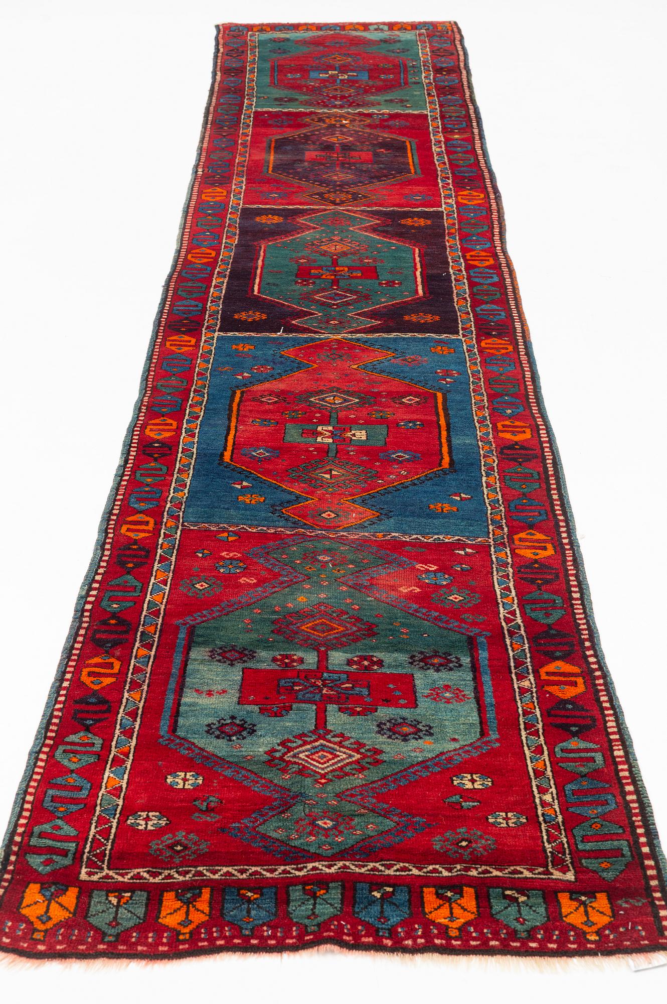 Gallerimatta, Antik Anatol, 320 x 90 cm.