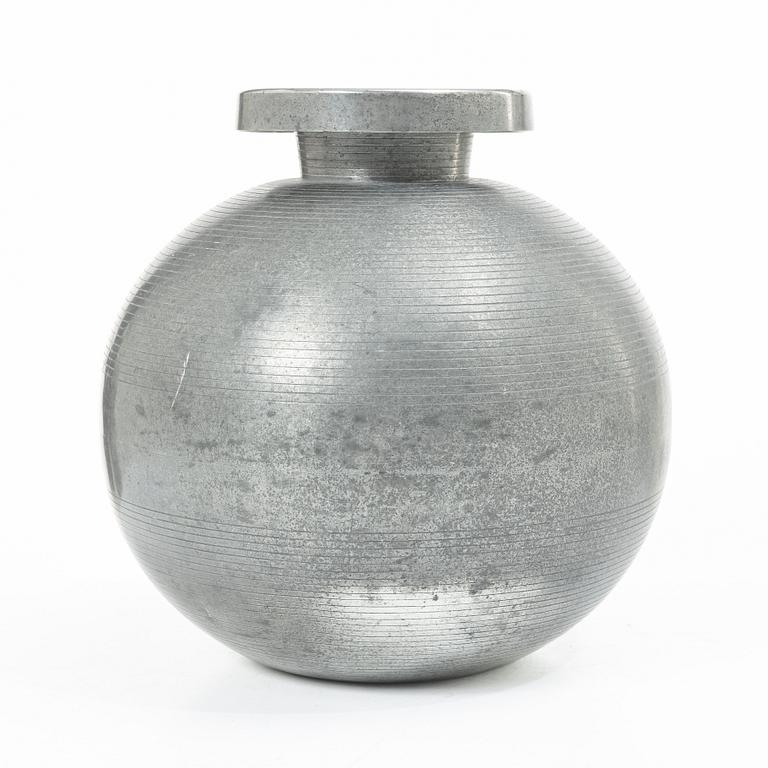 Sylvia Stave, Vase, pewter, model 5496, C.G. Hallberg, Stockholm, 1936.