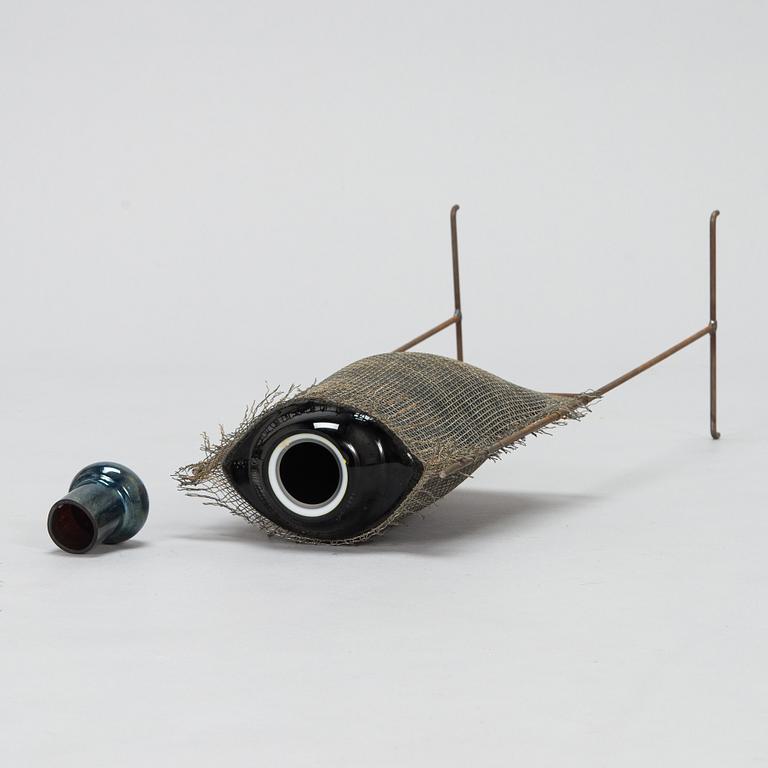 A sculpture signed Markku Salo, Nuutajärvi Notsjö 1991.