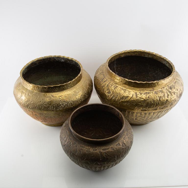 Outer casings 3 pieces in Egyptian Revival style 20th century brass.