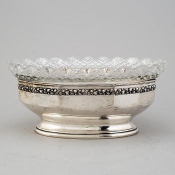 KARL ANDERSSON, a silver and glass jardiniere, Stockholm 1913.