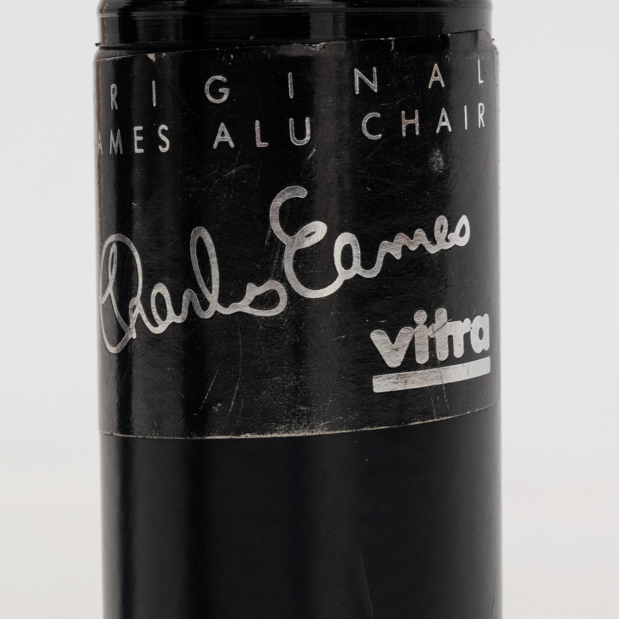 A EA 108 swivelchair by Charles and Ray Eames for Vitra. designed 1958.