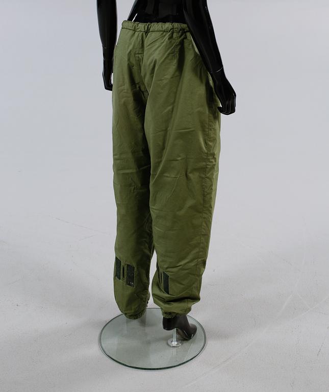 FLYGUNIFORM SAMT FLYGOVERALL, Sverige, 1900-talets andra hälft.