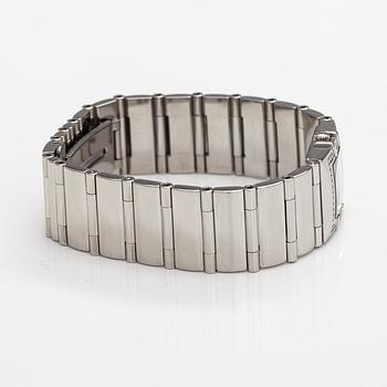 Omega, Constellation, Quadra, wristwatch, 21 x 24 mm.