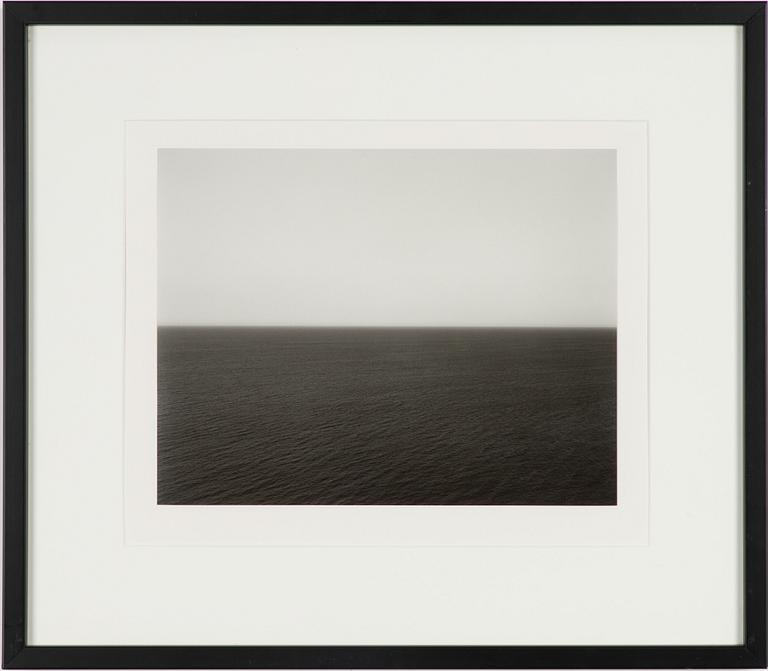 Hiroshi Sugimoto, "Ionian Sea Santa Cesaria 1990".