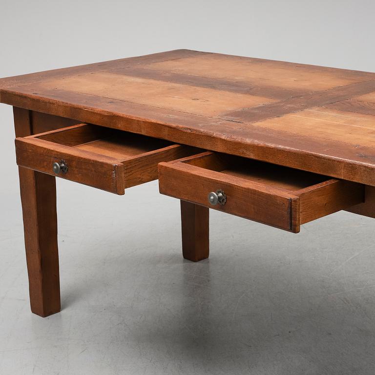 A French country style oak dining table, 1900/2000.