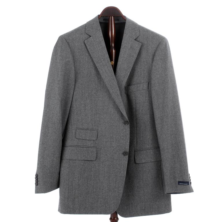 EDUARD DRESSLER, a men's grey wool suit consisting of jacket and pants, size 54.