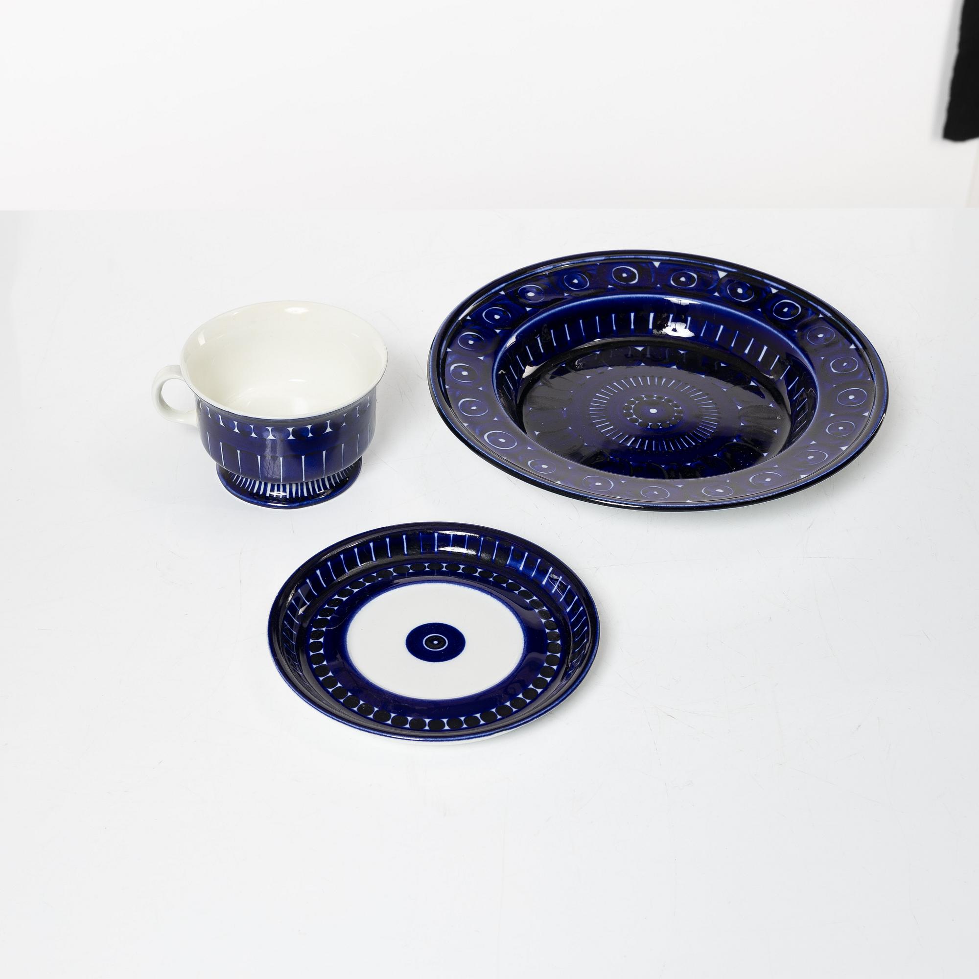 Ulla Procopé, mat- och teservis, 40 delar, porslin, "Valencia", Arabia, Finland.