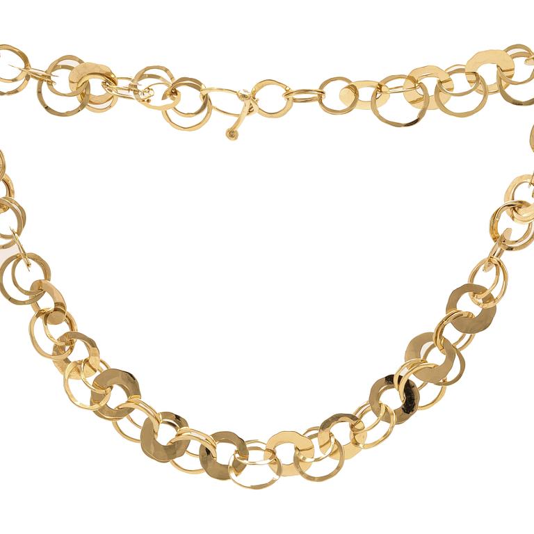 An 18K gold necklace by Cusi Italy.