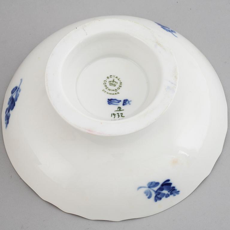 SERVIS,  Royal Copenhagen, Blå Blomst, ca 80 delar, Danmark.