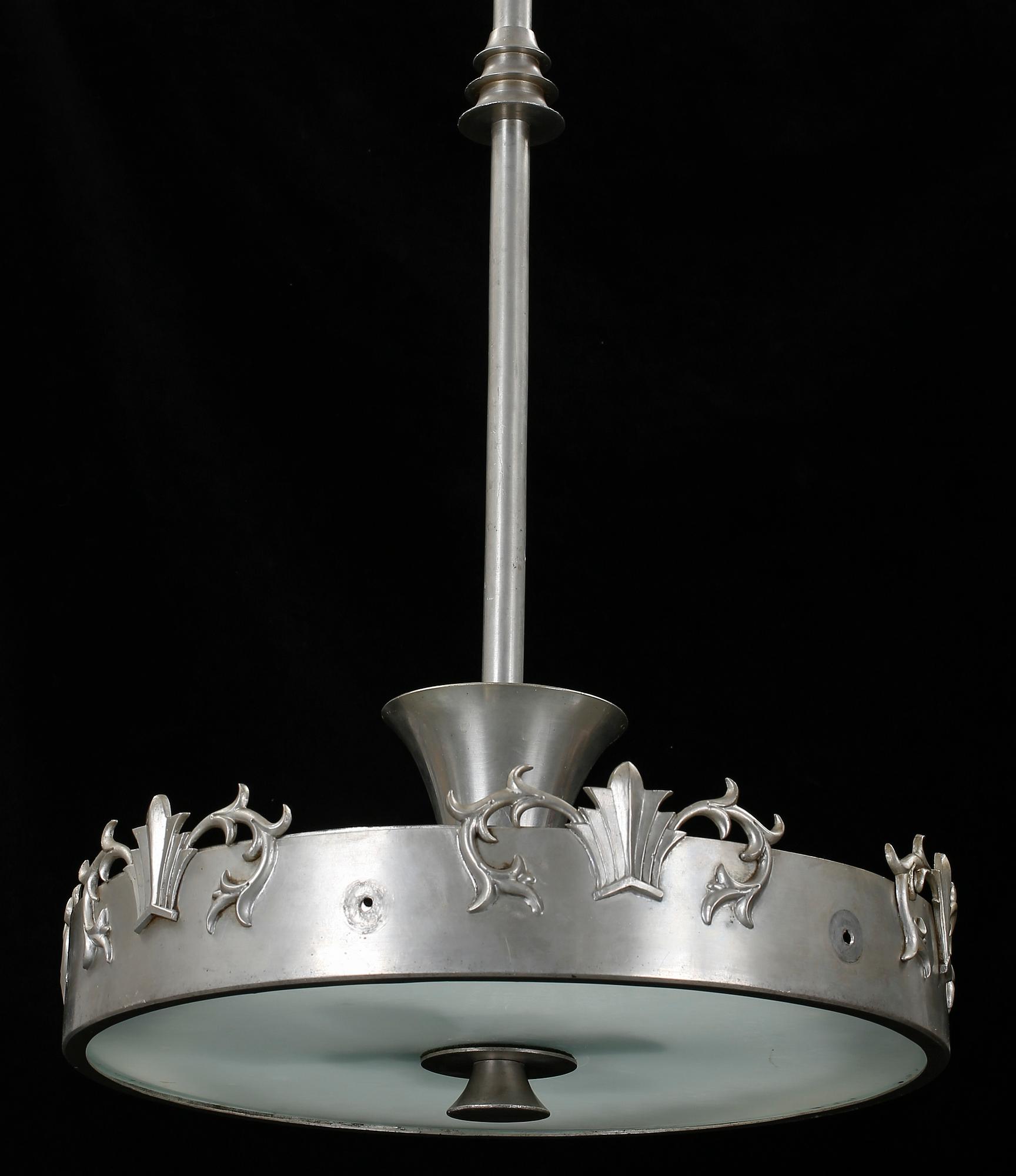TAKLAMPA, tenn. Troligen Svenskt Tenn, 1920/30-tal.