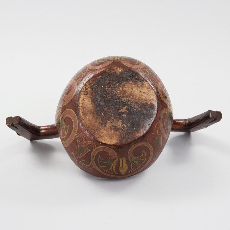 A Norwegian 19th century "Kjenge" painted carved wood ale cup bowl.