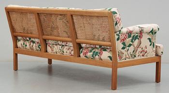 SOFFA, modell 1100, Josef Frank, Firma Svenskt Tenn, 1960-tal.