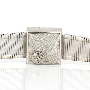 ARMBANDSUR, dam, 18K vitguld med briljantslipade diamanter, tot ca 0,72 ct, Omega. Total vikt ca 41 g.