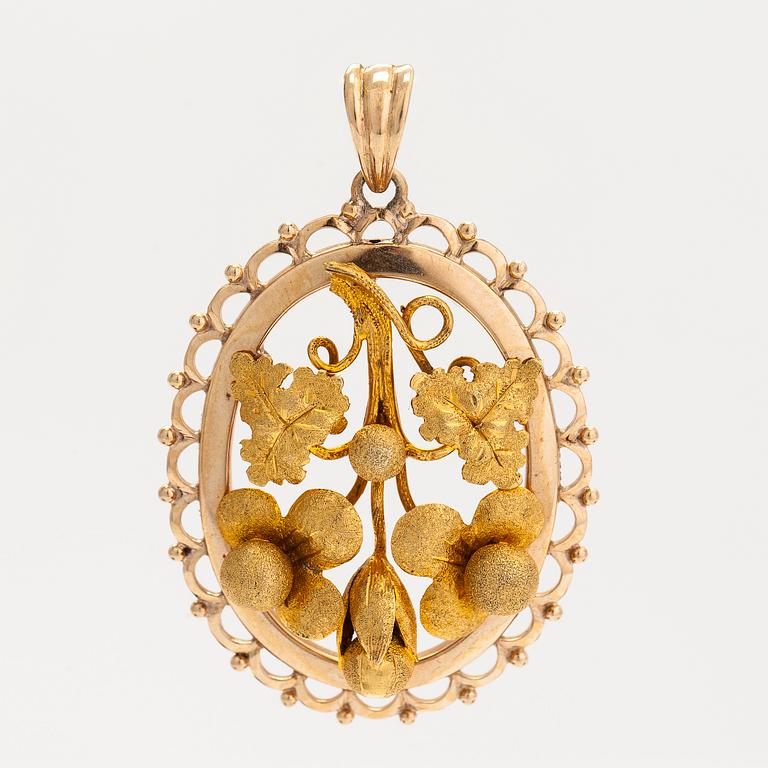 A 14K gold pendant. Oskar Lindroos, Helsinki 1948.