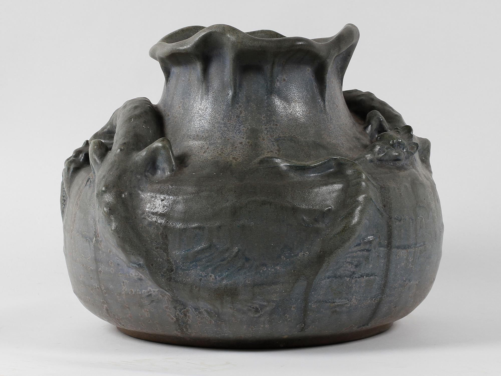 URNA, keramik, jugend, Höganäs, 1900-talets början.