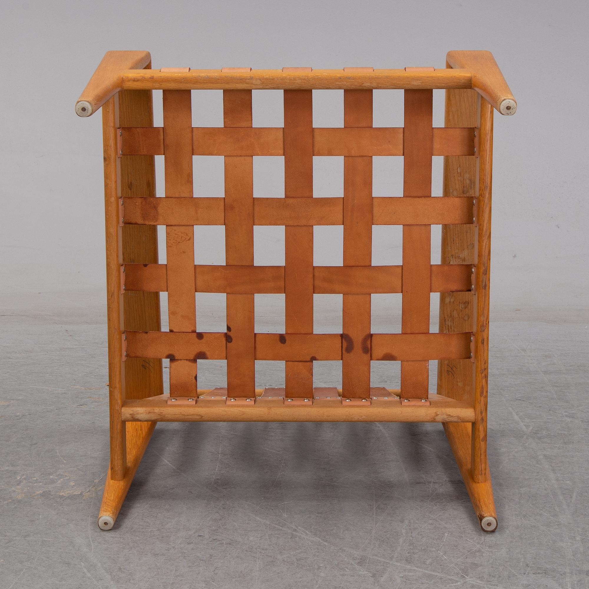 Svante Skogh, a pair of 'Bodö' oak easy chairs, AB Hjertquist & Co, Nässjö, designed in 1957.