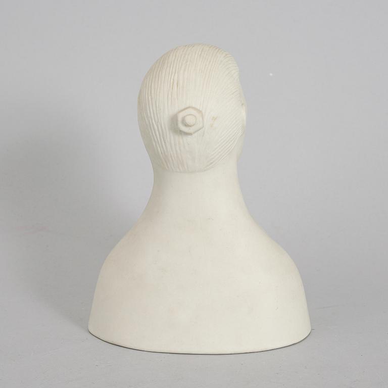 STIG LINDBERG, a porcelain sculpture 'De Tu' from Gustavsberg.