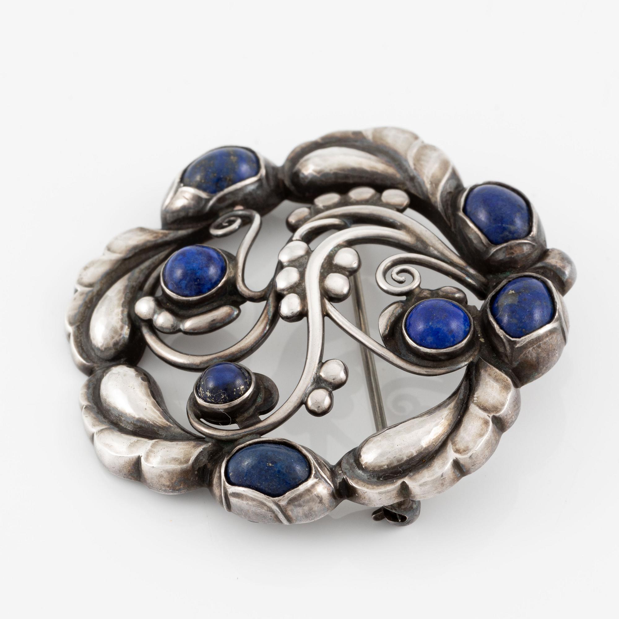 Georg Jensen brosch sterlingsilver och lapiz lazuli, Danmark efter 1945.