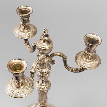 KANDELABER, nysilver, gustaviansk stil, 1900-talets första hälft.