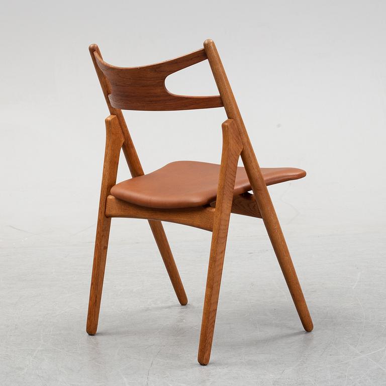 A "CH 29/Savbukkestolen" chair by Hans J Wegner for Carl Hansen & Søn, Odense, Denmark.