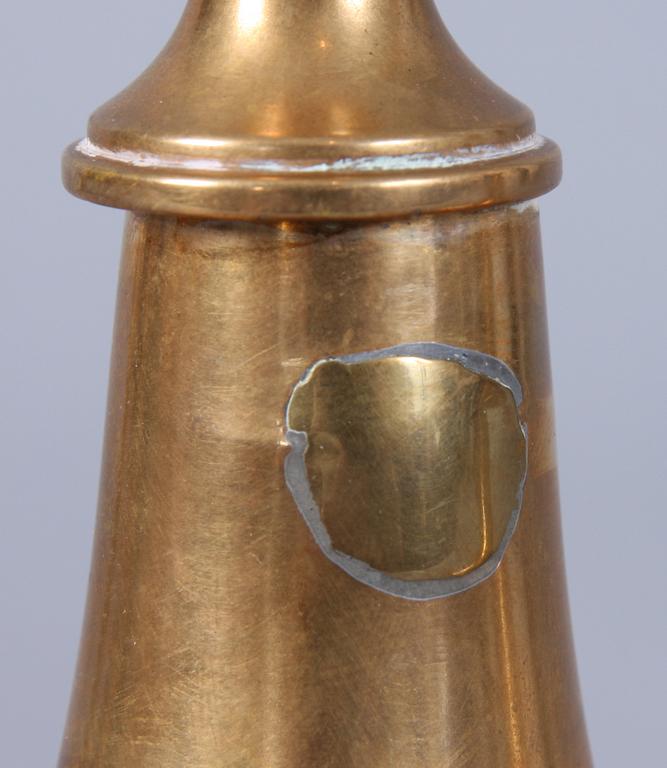 KANDELABRAR, ett par, mässing, Nyköpings mässingbruk. Nr 24. 1800/1900-tal.