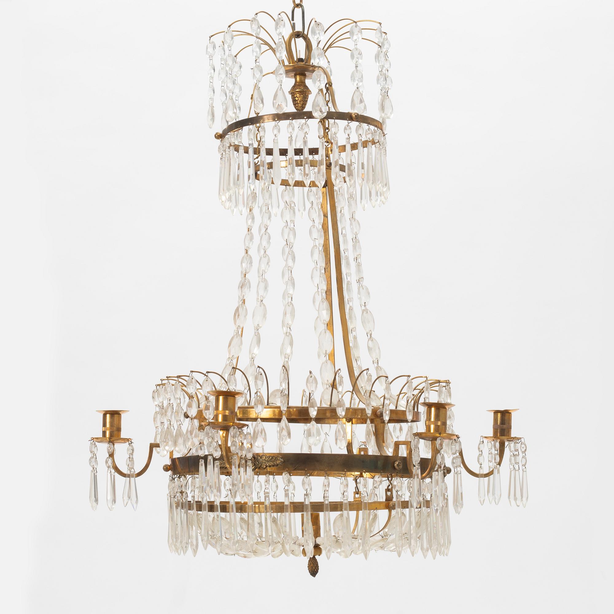 Ljuskrona, gustaviansk stil, omkring år 1900.