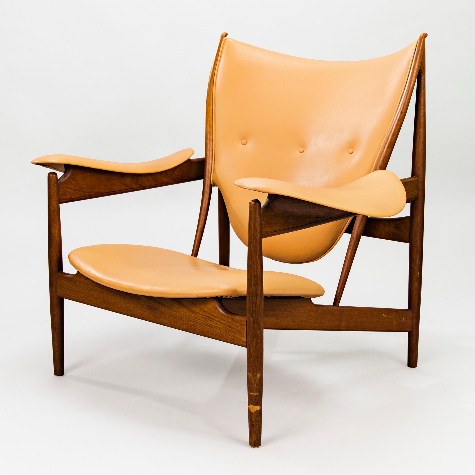 FINN JUHL, NOJATUOLI, "Chieftain", Niels Vodder, Tanska, 1960-luku.