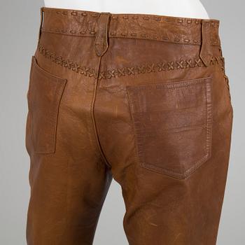 A leather pants by Ralph Lauren, in size 10.